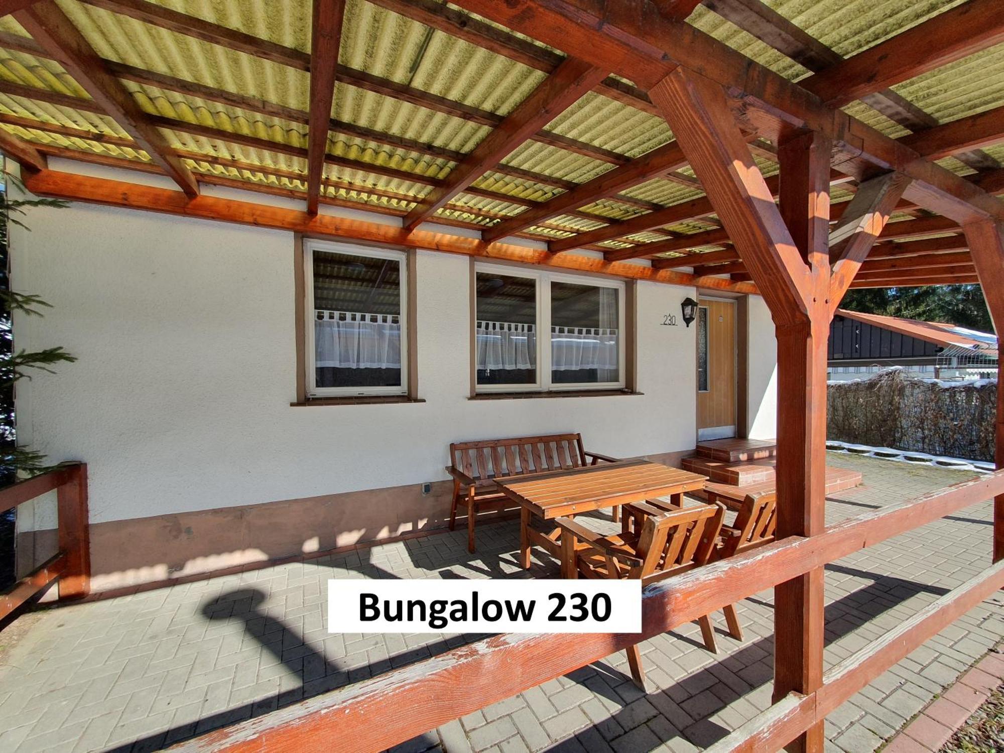 Ferienhaeuser & Bungalows - Naturcamp Meyersgrund Im Thueringer Wald 일메나우 외부 사진